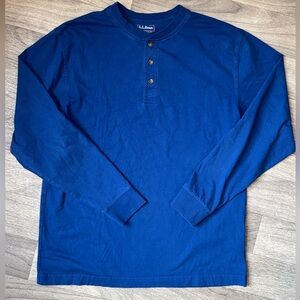 L.L. Bean Men's Deep Blue Henley Long Sleeve‎ Shirt